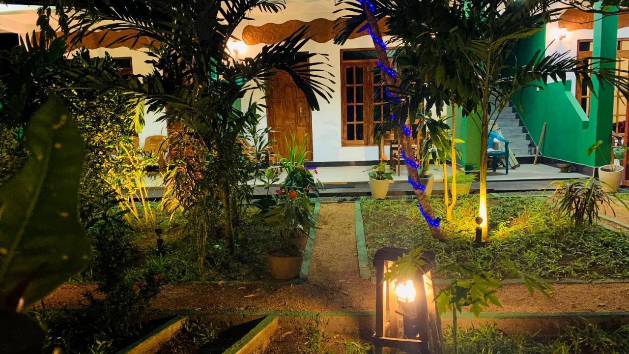 Sigiri Starwing Villa Sigiriya Exterior foto